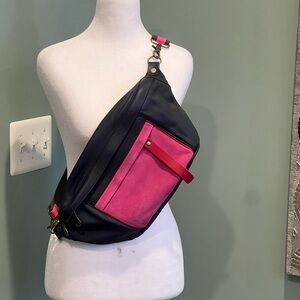 Parker Thatch Cross Your Heart Sling Bag